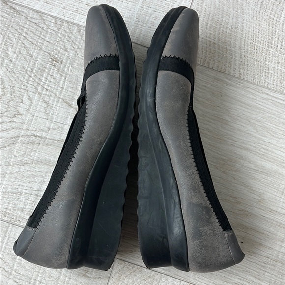 Women's Clark's By Cloudsteppers Cadell Dash Wedge Slip On Shoes. Size 7.5 - Picture 6 of 6